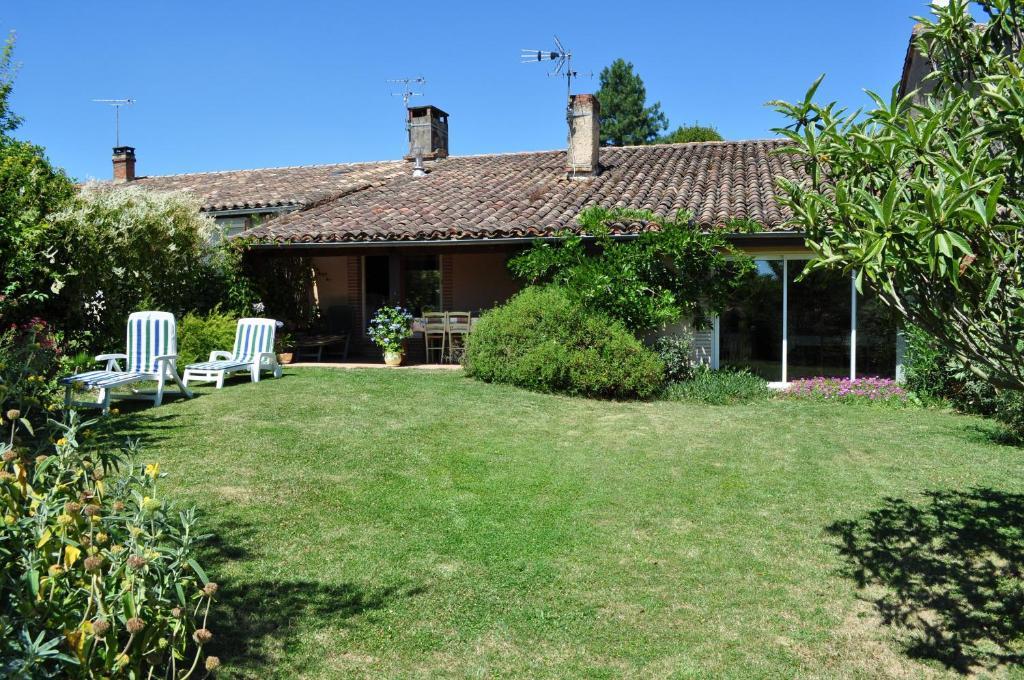 Le Poulailler Villa Lavit Exterior photo